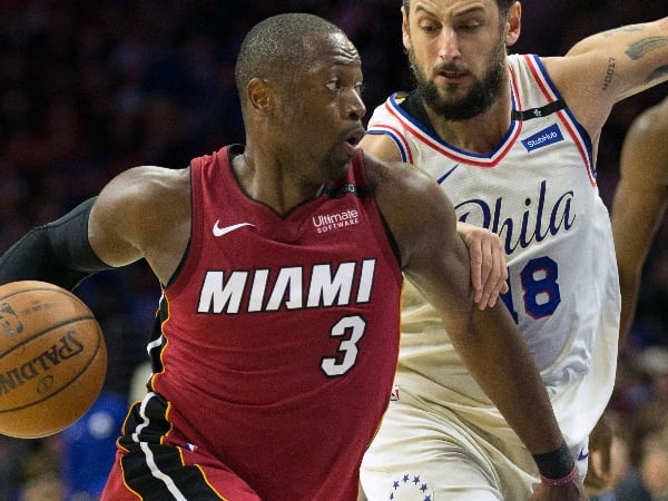 球給閃電俠就對了!Wade 「回春」表現無人能擋 帶領熱火焚燒 76 人奪下客場勝利!