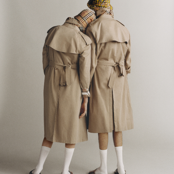 人生要入手第一件 Burberry 選哪款？無疑首選「最經典 Heritage 系列」#新款推出