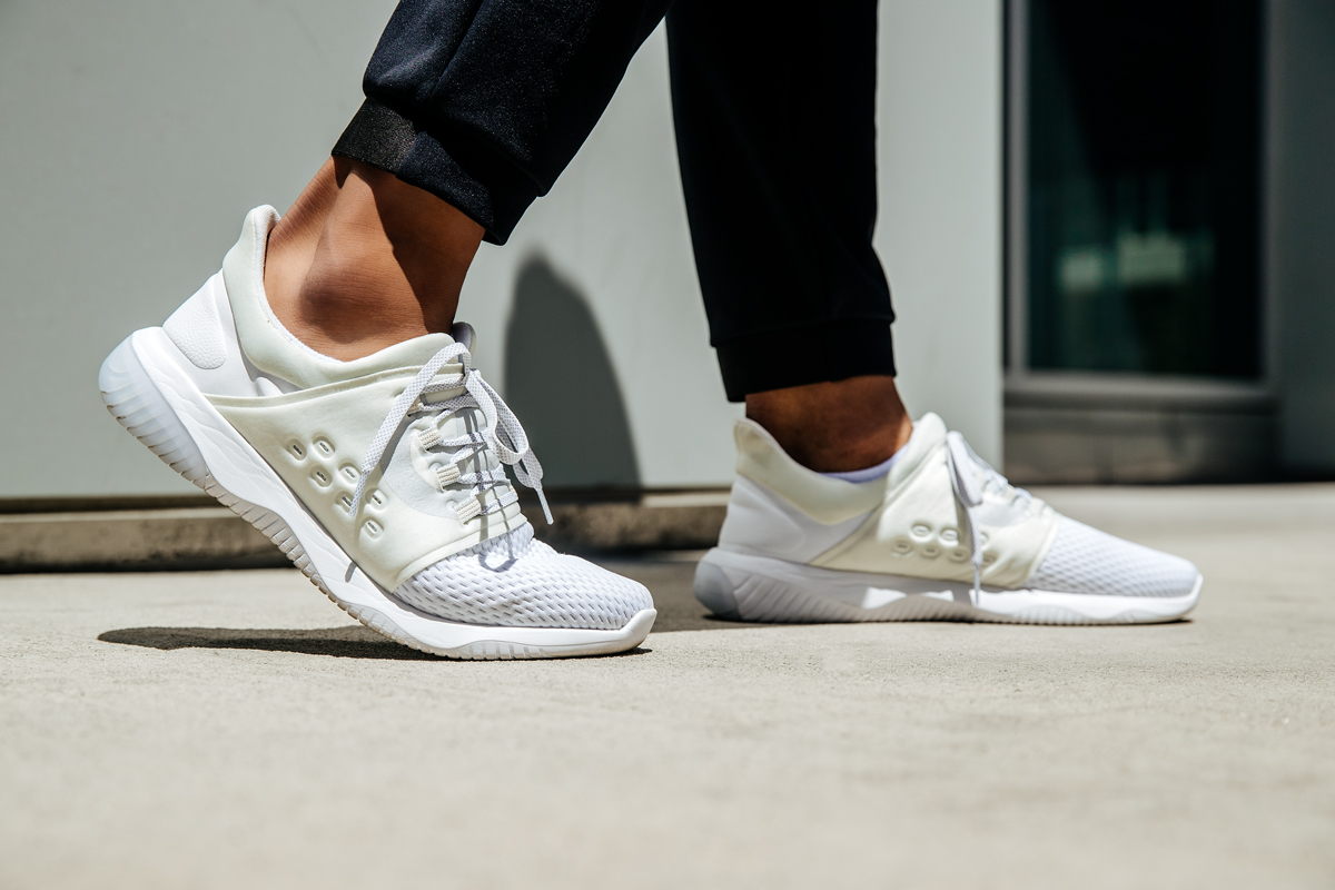 ASICS 推出春夏新款 GEL-KENUN 系列及 GEL-COOL 運動服飾系列