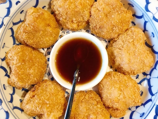 6 小菜通通吃到飽！超道地「 Thai Bar 泰式料理」酸辣口感，秒喚沉睡的「燥熱味蕾」！