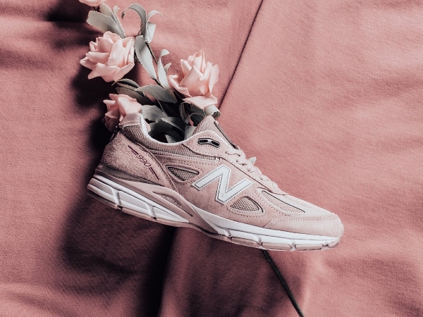 〔裝備黨〕連女性都能駕馭的老爹鞋!New Balance 990 「Faded Rose / Komen Pink」全新配色登場