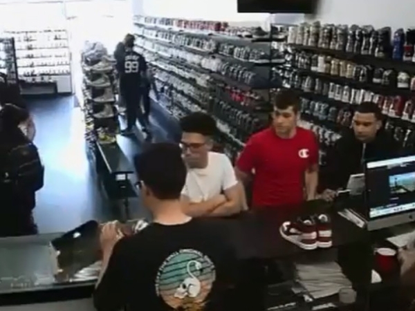球鞋生態嚴重崩壞！鞋迷將偷來的 OFF-WHITE 1s 拿到寄賣店轉賣引起撻伐