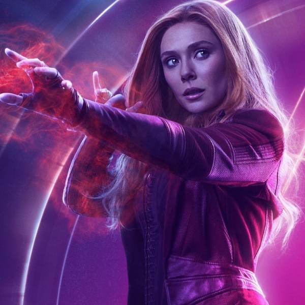 〔復仇者聯盟〕伊莉莎白歐森公開變裝緋紅女巫前照片，就連幻視也會傻眼！