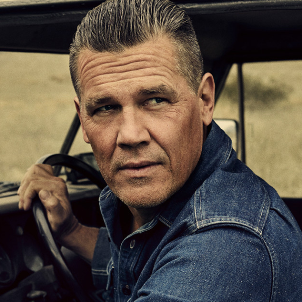 喬許布洛林帥氣油頭登上雜誌封面，薩諾斯影子太重總覺得還是有些寒意！