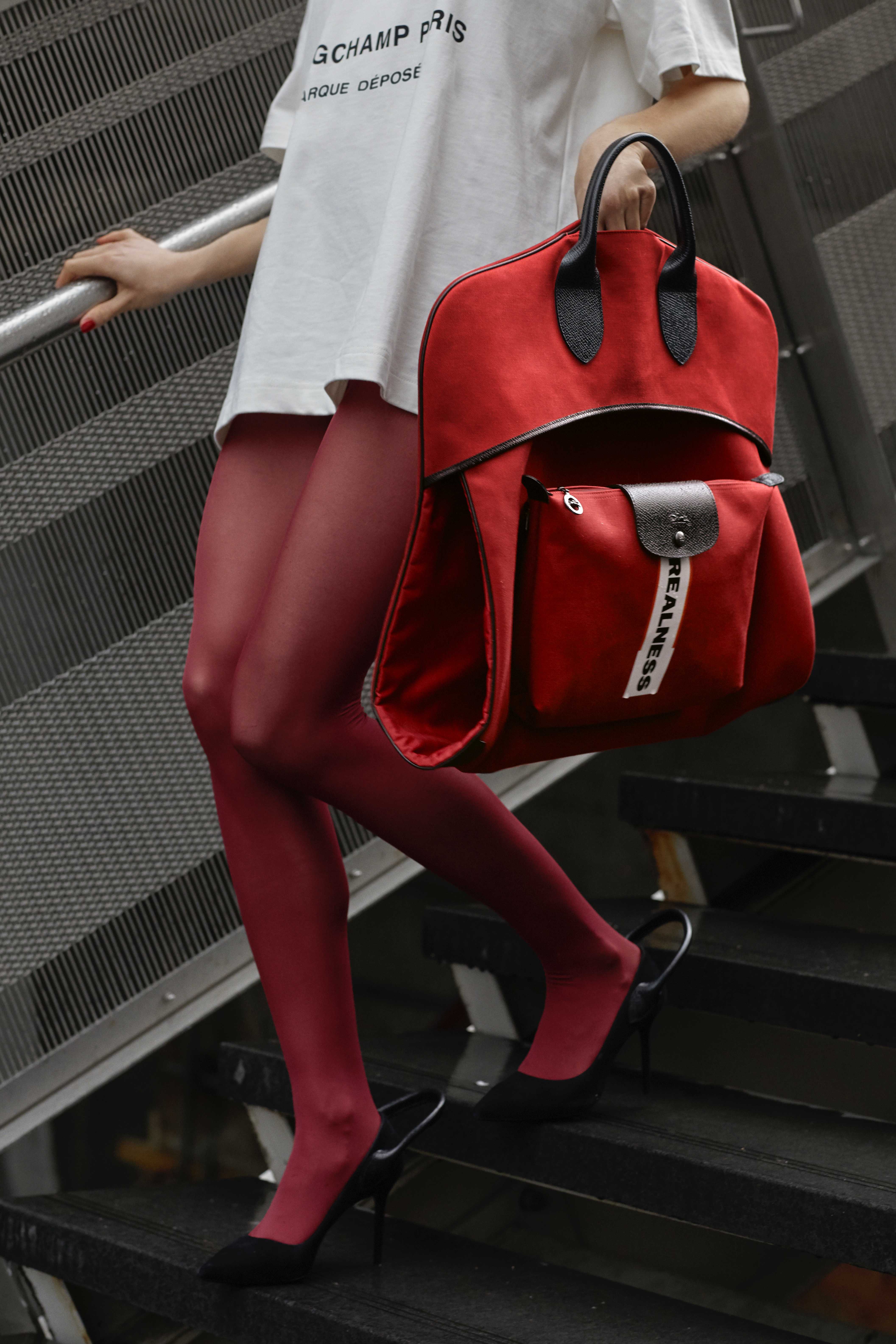 「Longchamp by Shayne Oliver 聯名系列」解構變形 Longchamp 經典 Le Pliage 手袋　賦予「旅行」無限可能！