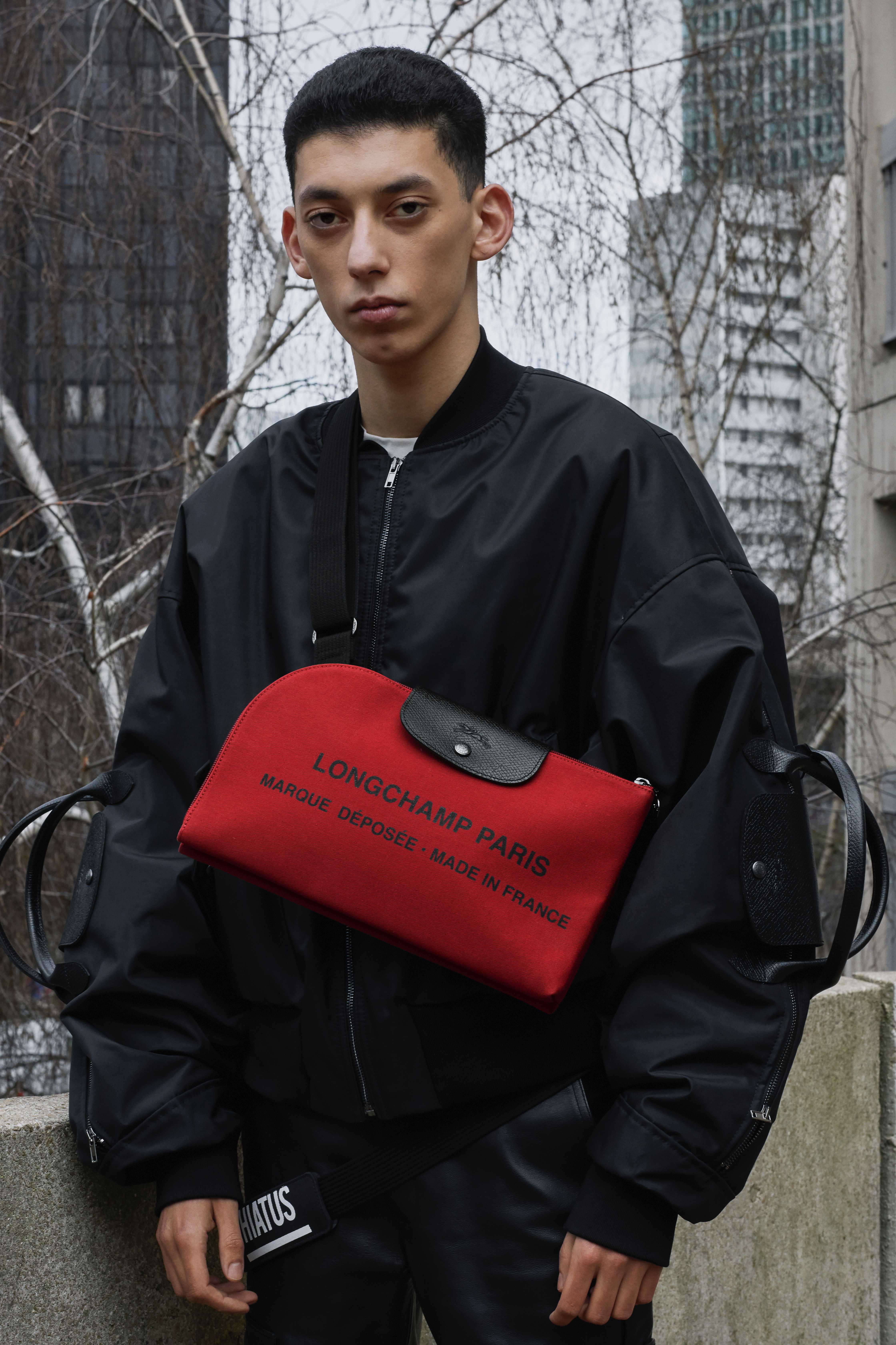 「Longchamp by Shayne Oliver 聯名系列」解構變形 Longchamp 經典 Le Pliage 手袋　賦予「旅行」無限可能！