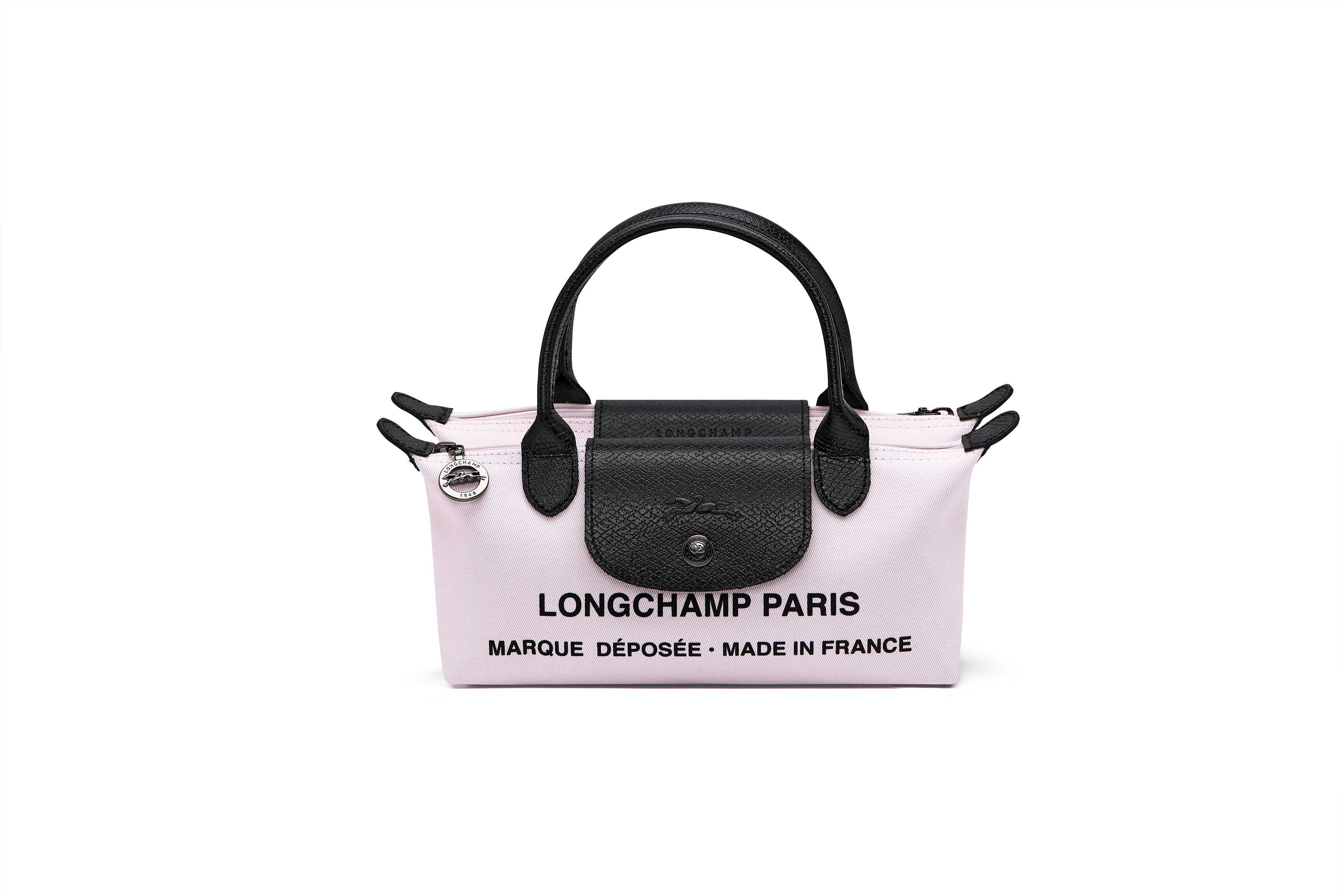 「Longchamp by Shayne Oliver 聯名系列」解構變形 Longchamp 經典 Le Pliage 手袋　賦予「旅行」無限可能！