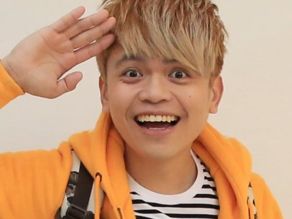 到底是誰啦？！ youtuber童年照大公開「howhow」認不出來：所以現在就知道誰有整型？