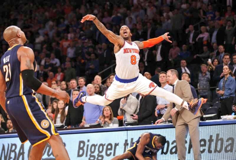 世仇 JR Smith 與塞爾提克球迷再度見面,惡意犯規遭全場球迷齊聲粗口!