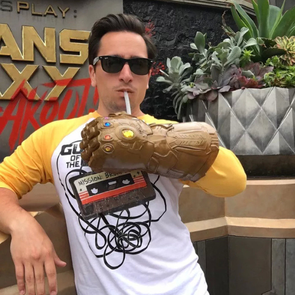 〔復仇者聯盟〕   拿在手上太帥！漫威推出「無限手套」飲料杯超酷炫　只有在這裡才買得到！