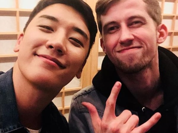 給足面子？勝利上傳與 Alan Walker 露臉合照　攜手發布四方合作新曲〈Ignite〉！