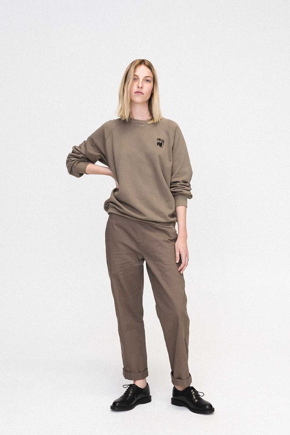 Stussy Women 2018 全新夏季系列全都「正中街頭女孩心」螢光綠和珊瑚粉 #隨身小潮包必須購入吧！