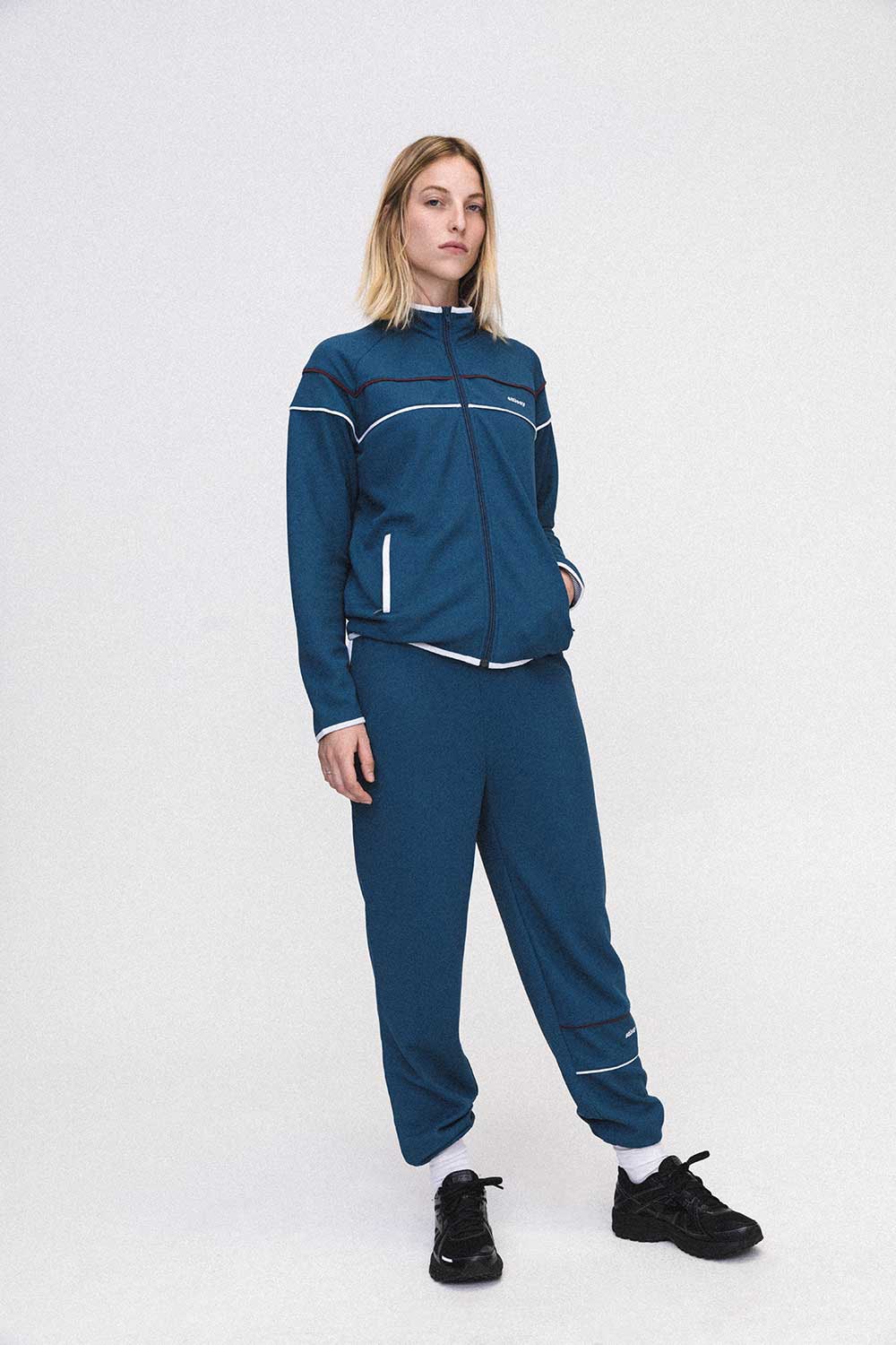 Stussy Women 2018 全新夏季系列全都「正中街頭女孩心」螢光綠和珊瑚粉 #隨身小潮包必須購入吧！