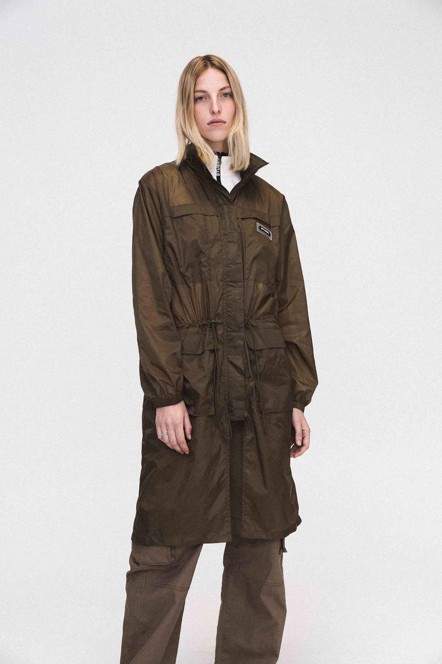 Stussy Women 2018 全新夏季系列全都「正中街頭女孩心」螢光綠和珊瑚粉 #隨身小潮包必須購入吧！