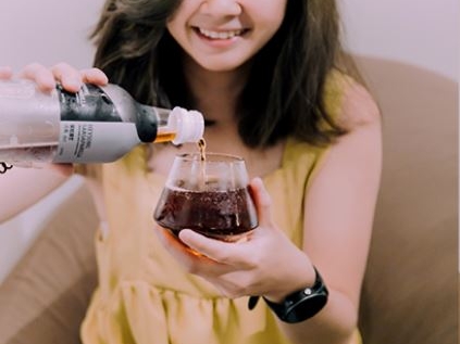 站對位子擺好表情，但姿勢不對一樣超NG！網美沒說清爽der拍照法大揭密！