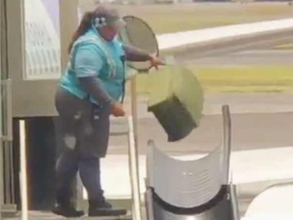 乘客的夢魘！網友拍到航空員工摔行李箱現實畫面　「難怪有時候會被摔壞」！