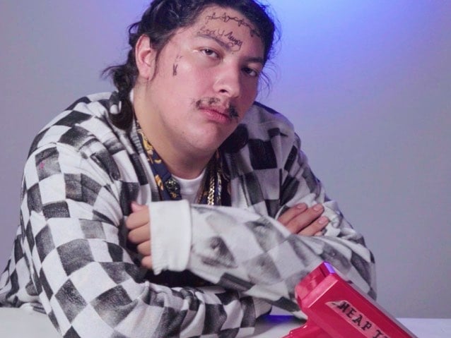 惡搞無極限! 國外 YouTuber 用低成本 Cosplay 大咖饒舌歌手!