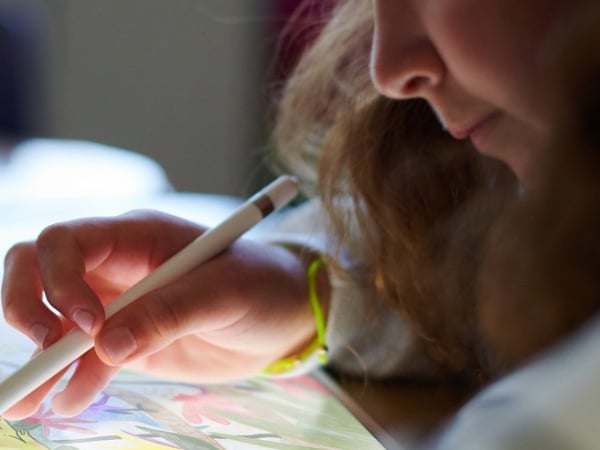 新一代 iPad 可支援 Apple Pencil、AR 等功能直逼 Pro！超親民價格推薦學生族群入手！