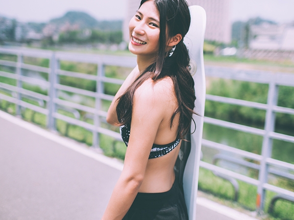 運動女孩酸酸的春日滑板日記！「城市滑板」私藏地點 + 新手小撇步，潮妞們趕緊動起來～