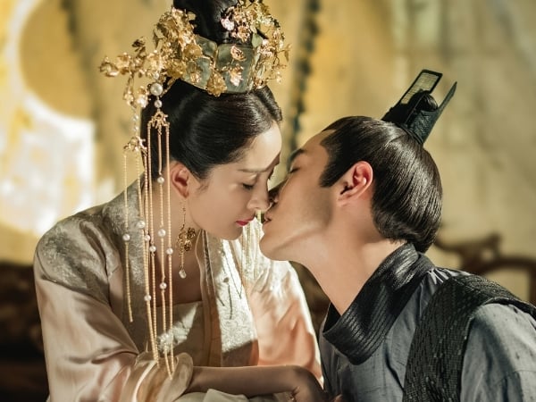 《三生三世》後又一大作！楊冪、阮經天《扶搖》這天開播　網友：搶在《巴清傳》播之前追完…