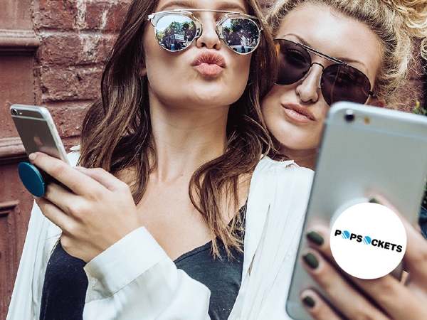 手機族必備！多功能手機架 PopSockets 泡泡騷正式登台