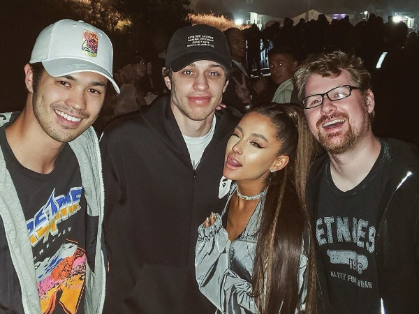 這樣的女友帶出門太風光！亞莉安娜陷入熱戀　與男友 Pete Davidson 瘋狂公開放閃！