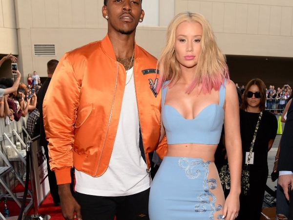 尼克楊加盟勇士終贏得 NBA 冠軍戒指　得意忘形開自己外遇玩笑遭 Iggy Azalea 怒轟！