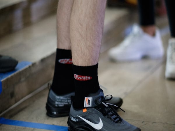 Off-White™  2019 春夏系列大秀登場！全新配色 Virgil Abloh x NikeLab Air Max 97、RIMOWA 行李箱一同亮相！