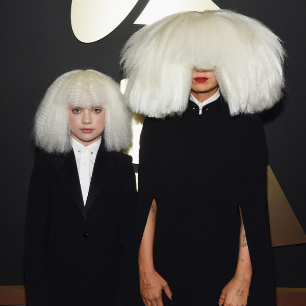 粉絲笑翻！Sia 自嘲「長期被關在碧昂絲的地下室寫歌」　這個哏是怎麼來的？