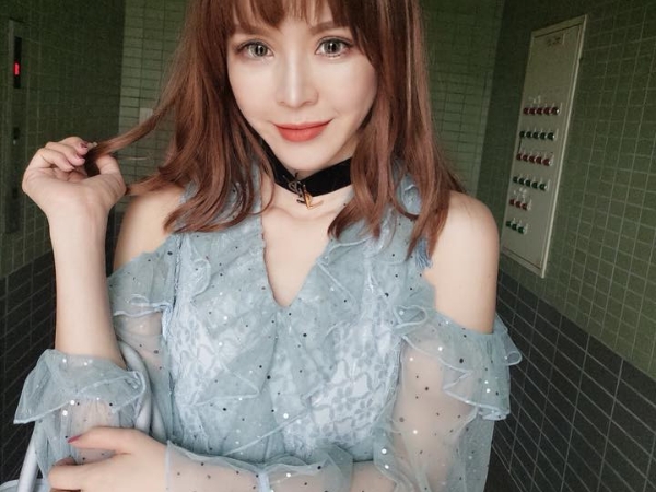 右胸出現不明硬塊！美妝Youtuber「崔咪」化療剃光寶貝秀髮只敢在家偷哭：一切都變了，回不去了