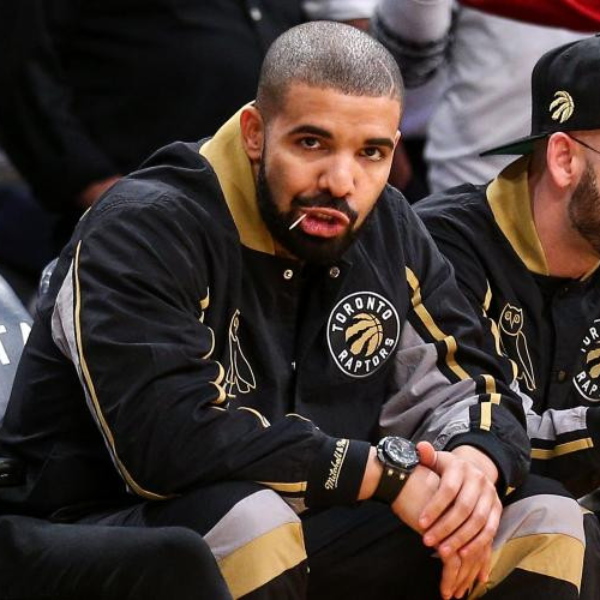 Drake 被爆料後用新歌承認已成人父　與色情女星意外生下一個兒子！