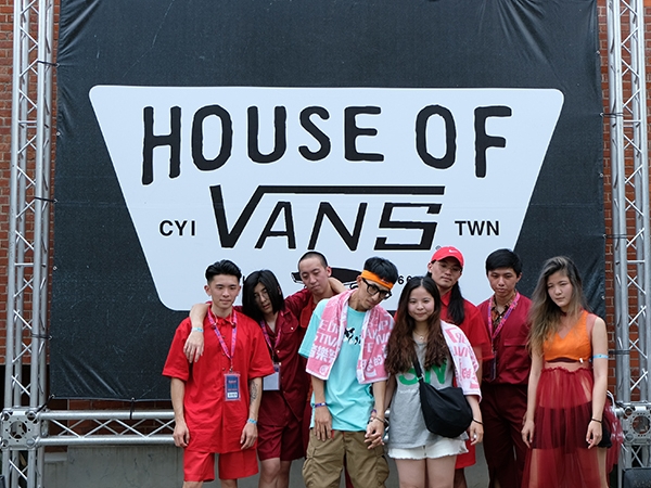 比音樂祭還要更ㄎㄧㄤ！House Of Vans這夏幹大事，連「推鞋子」都可以拿來比賽！？