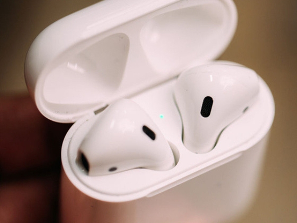 果迷注意：Apple 或將推出 AirPods 無線充電盒，更能替 iPhone 充電！