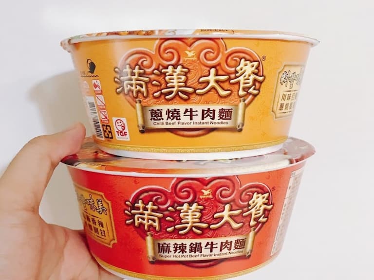 為颱風季做準備!網友票選 6 大「必備元老款」泡麵品牌,趕緊先掃貨!