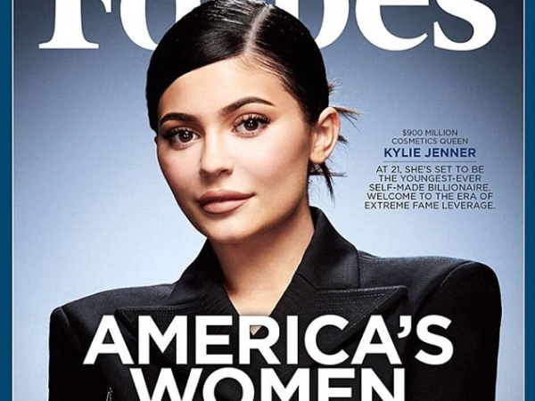 20 歲 Kylie Jenner 賣化妝品 3 年身價達 9 億美元　以白手起家富豪封號登上《富比世》！