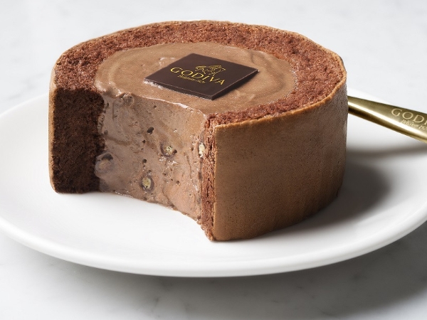 頂級手工甜點！小 7 x GODIVA 推出「黑巧克力慕絲蛋糕」全台限量 25 萬份！