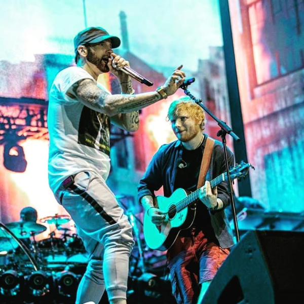 一定要看！阿姆巡演首度與紅髮艾德同台　合唱〈River〉粉絲沸騰嗨翻全場！