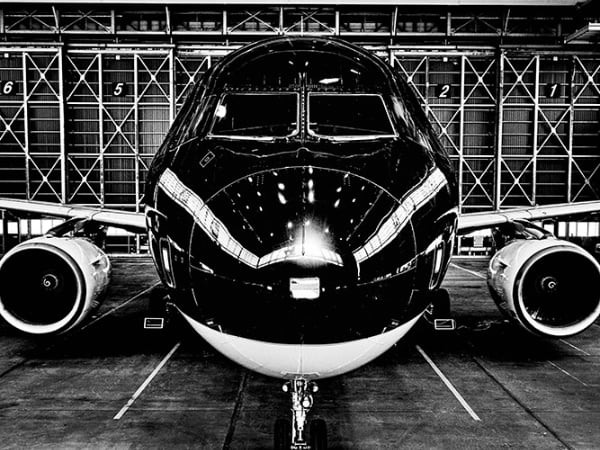 搭機也要這麼潮！第一家「精品航空」來台，「黑白機艙」、「皮革座椅」曝光　網友：這下飛日本又有新選擇了！