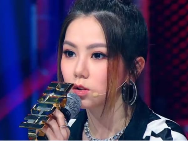 〔嘻哈老砲兒〕鄧紫琪狂轟「根本 12 歲的才華比賽」？！《中國新說唱》第 3 期預告釋出！