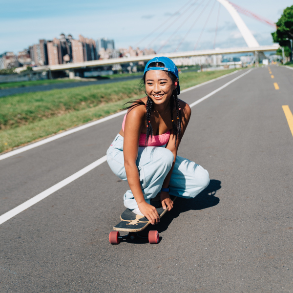 Let’s  Go  Skate！ 滑著滑板暢遊城市，創造屬於自己的律動