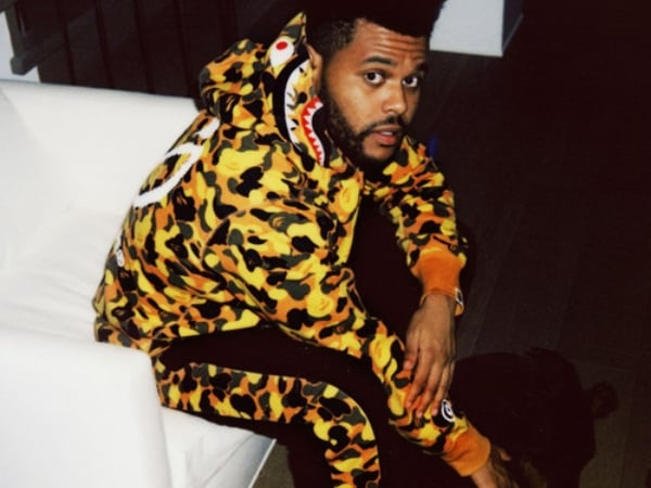 「只為 XO 獨家設計的最新 BAPE 迷彩！」 A BATHING APE® 與 The Weeknd 聯乘系列正式發售