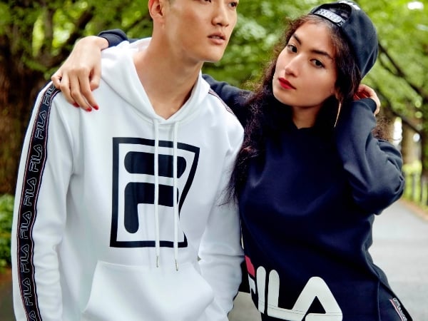 FILA 東京企劃持續延燒 第二彈原宿番外篇全面引爆 潮流復古經典X動漫合作 街潮迸發帶來絕對衝擊 形象片首部曲全球強勢首播 全系列8月11日 正式販售