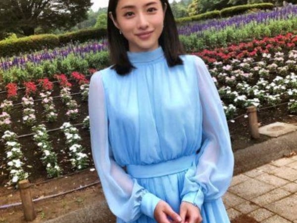 日劇女王將閃嫁IT社長？《高嶺之花》石原聰美 「大小姐風」正夯！