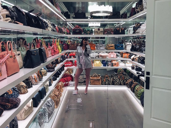 二手竟然還要價 1000 多萬！名媛千金 Kylie Jenner：就算火災也要把「這個」一起救出來！