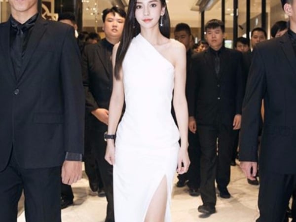 沒和黃曉明過七夕？Angelababy 穿女神洋裝「這樣」過情人節！