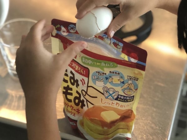 料理笨蛋也能做!日本推出超簡單「自製鬆餅袋」爆紅 居然連量杯都不用拿!