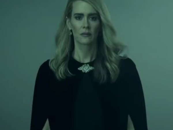 末日驚見撒旦現身？《美國恐怖故事》第 8 季預告上線　女巫「復仇」統治世界