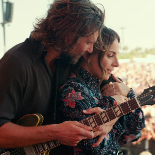 《一個巨星的誕生》曝光 4 個新片段　Lady Gaga 蹲在路邊清唱嗅出強大歌喉實力！