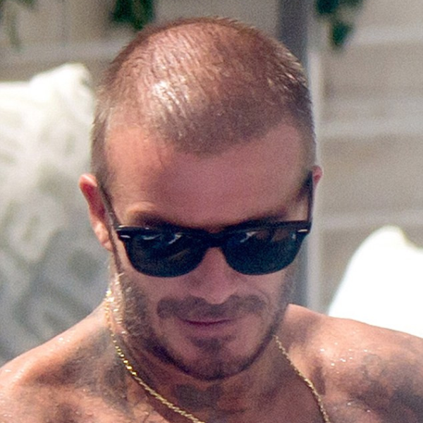 43 歲大衛貝克漢平頭造型被指頭髮稀疏　「萬人迷」也遇上了中年男人危機？