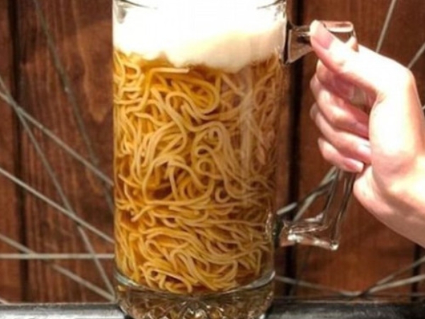 這家日本料理店推出「啤酒拉麵」爆紅　這麼多顧客前往點單的美食真實味道是...